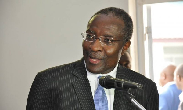 Christopher Fomunyoh est tres Inconsolable Photo